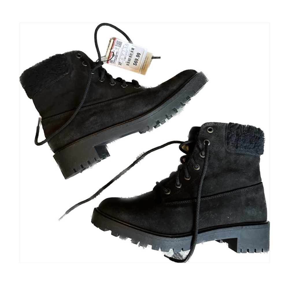 NWT Zara Leather Ankle Boots with Track Sole